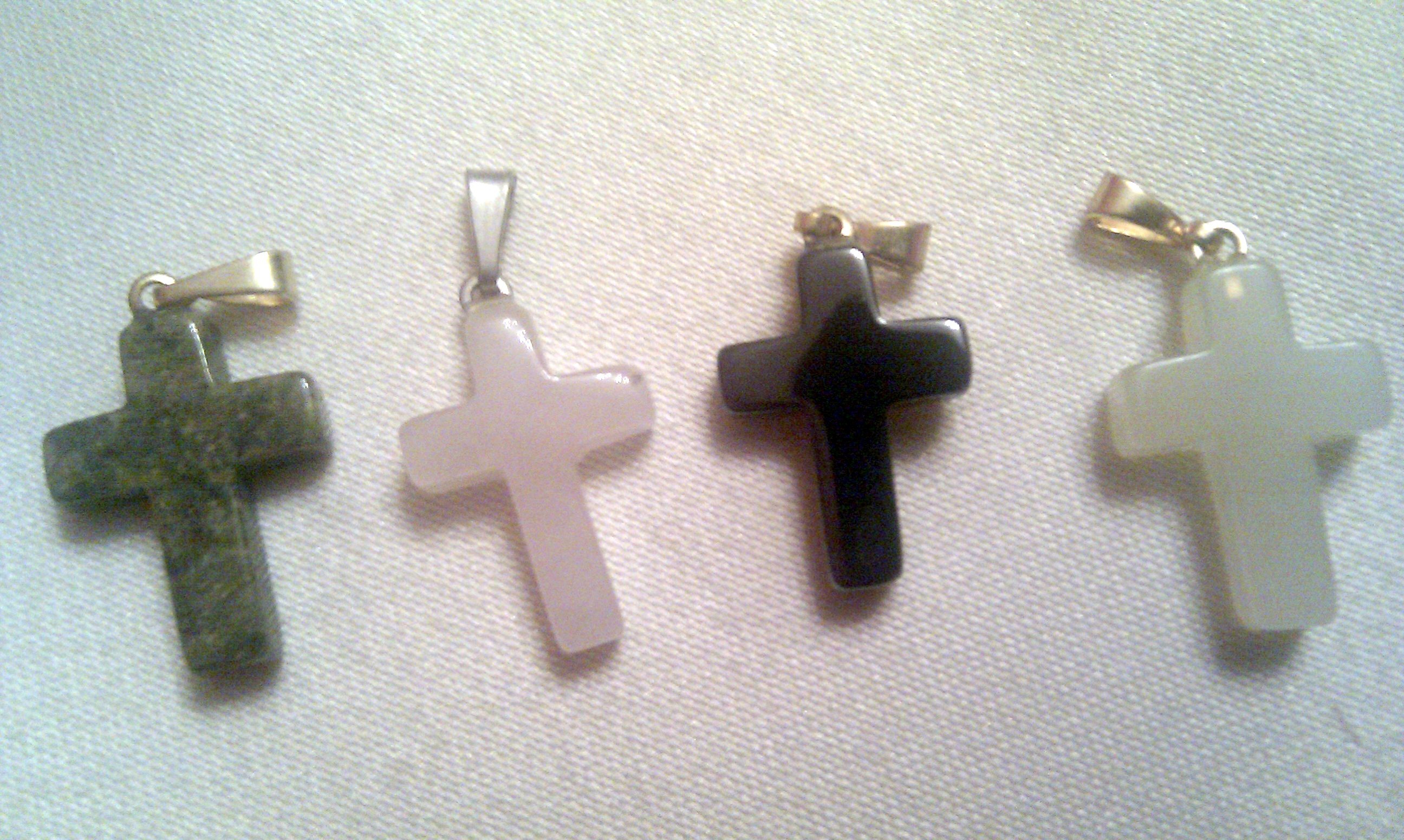pendant – cross